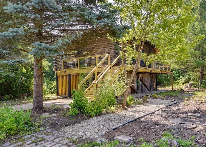 Fairhaven Harbor-Front Gem - Steps From The Water!