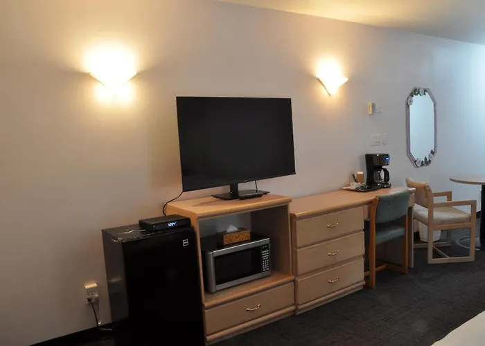 Canadas Best Value Inn Mile-0-Motel Lillooet