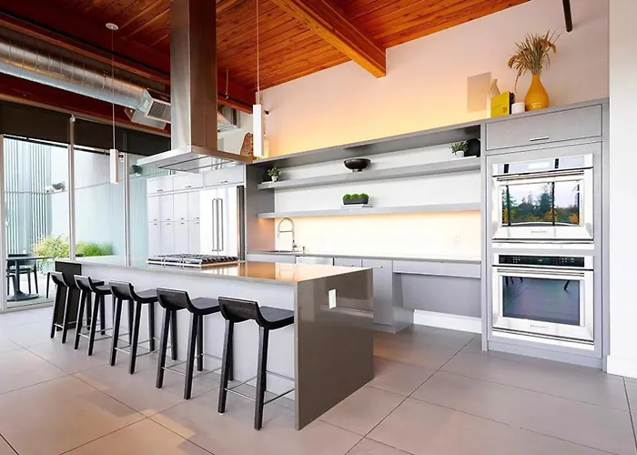 Bellevue 2Br W Gym Wd Nr Spring District Sea-415