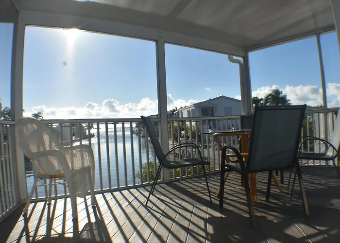 Pelican'S Roost, Waterfront Comfort At Venture Out