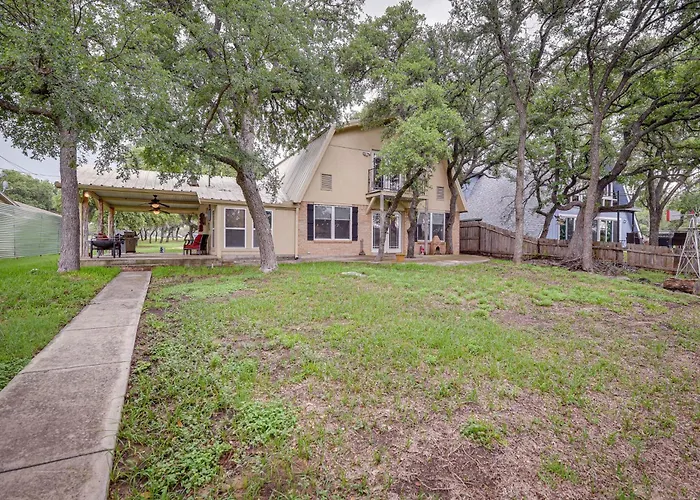 Lake Brownwood Home W/ Private Boat Dock!