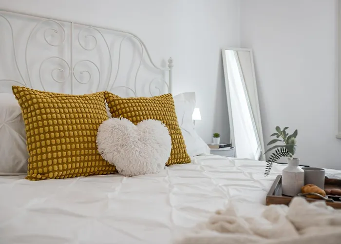 Residenza Bella Vita - Elegant Flat Near Duomo