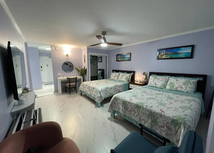 Amazing Waikiki Beach Condo 2Bed2Bath+Free Parking