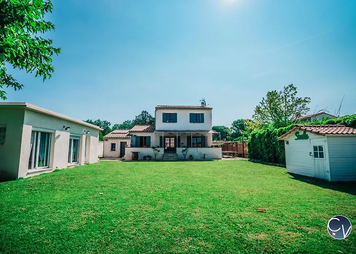 Villa Le Thor Piscine Billard Sauna Et Jacuzzi
