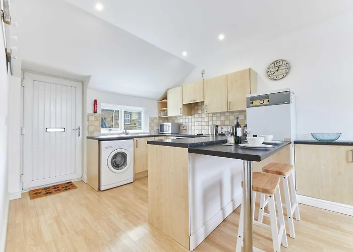 Host & Stay - Main Street Apartments
