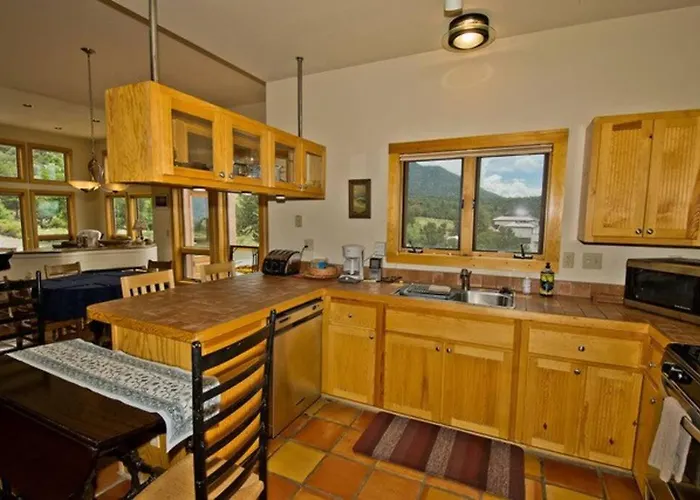 Lovely Home In Crestone