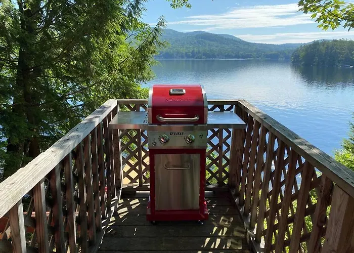 Little Red Wing 50S Lake Cabin