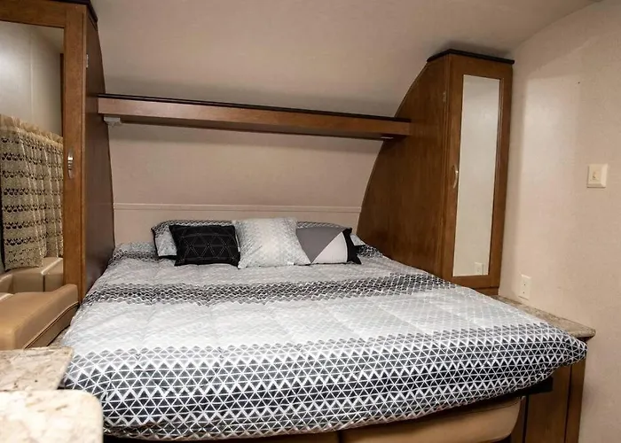 Quiet Cozy Camper