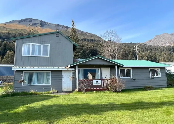 Halibut House Unit 3