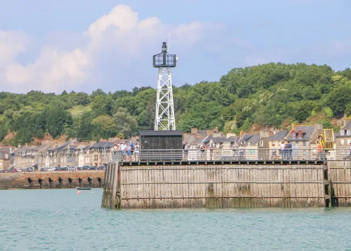 L'Ostra 0, Appartement Haut Standing Front De Mer A Cancale Sur Le Port De La Houle