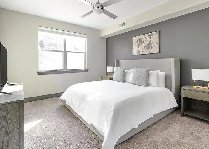 Landing Modern Apartment With Amazing Amenities