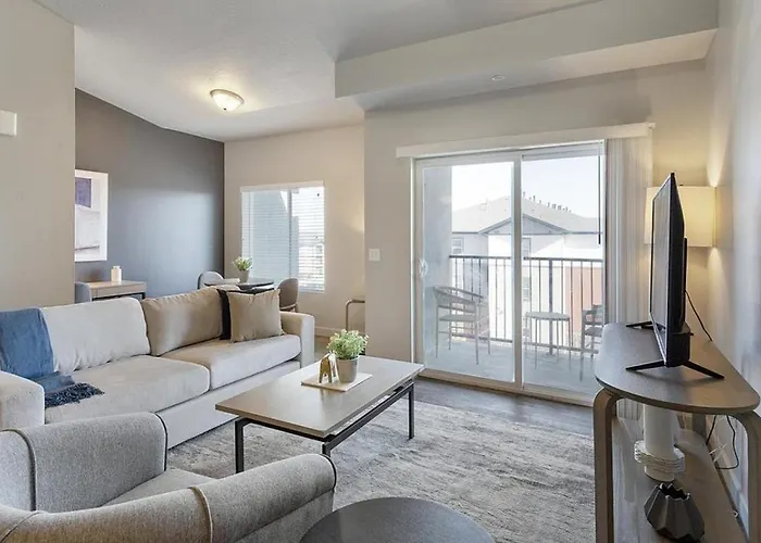 Landing Modern Apartment With Amazing Amenities