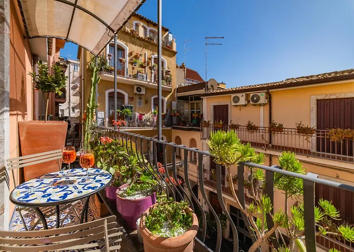 Cascabella Taormina