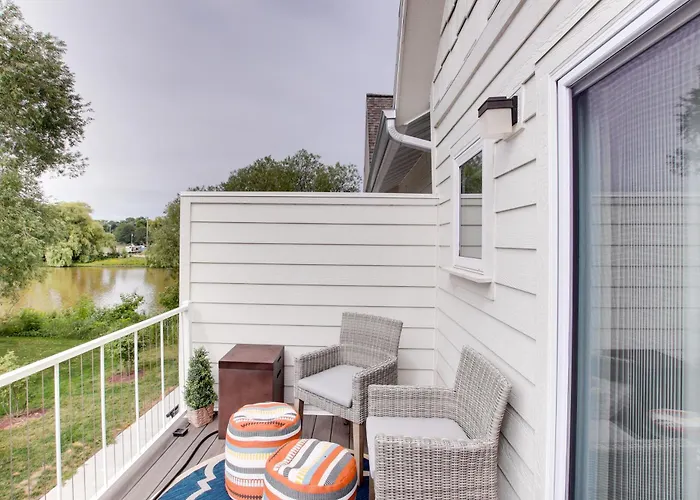 Riverfront Sheboygan Townhome W/ Grill!