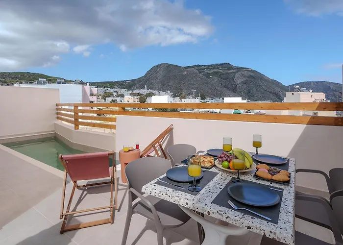 Sugarwhite Suites With Private Not Heated Pool