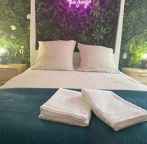 Cosy Jungle Room, Evadez Vous A Saint Claude