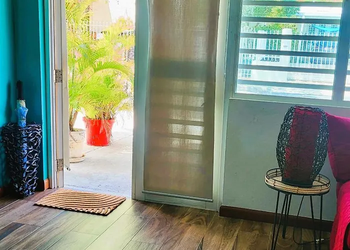 Cozybeach Large 1Bdrapt 50 Steps From Atlantic Ocean Private Street Between Ocean Park & Isla Verde 5 Mins From Airport