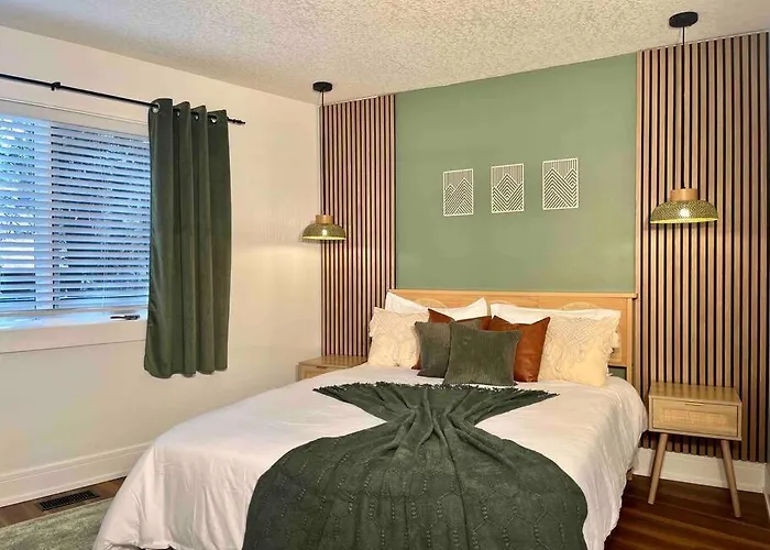 Verde Vista - Steam Shower - Theatre - Ping-Pong