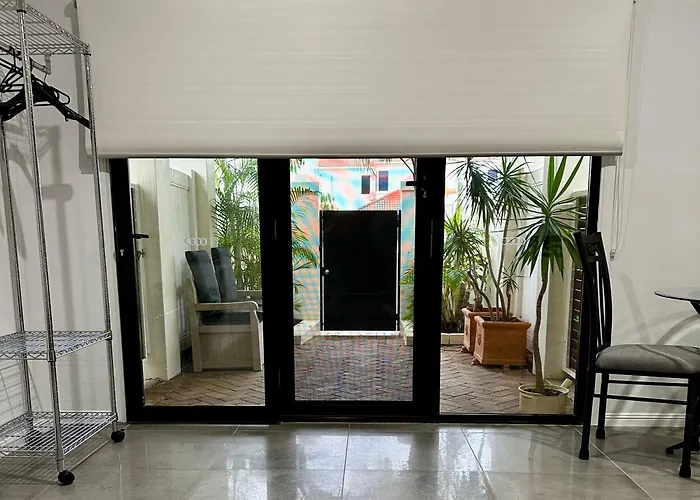 Large Studio In The Heart Of Hope Island & Sanctuary Cove