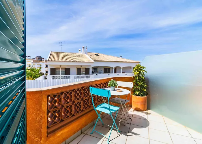"Casas Novas Guesthouse" (Adults Only)