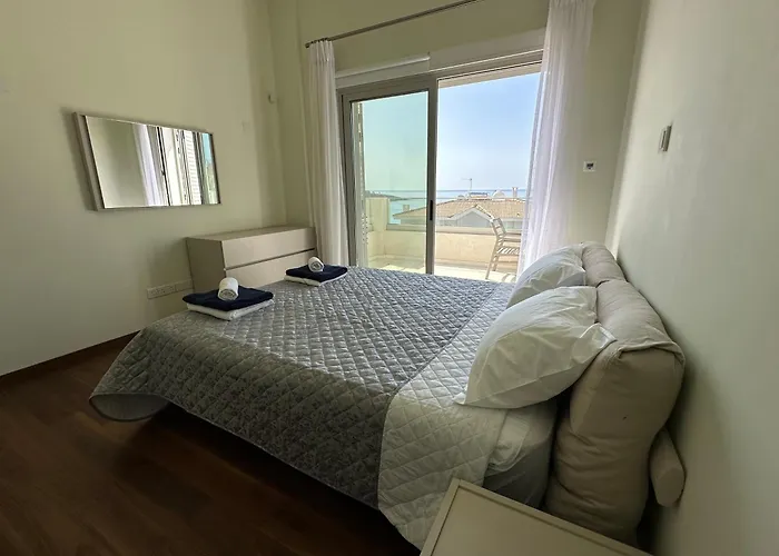 Coral Bay Beach Villa
