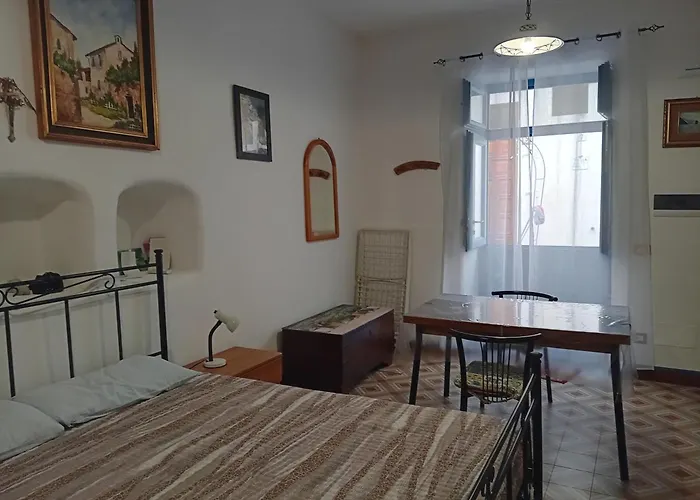 "La Casa Dell'Architetto" Con Terrazza Panoramica In Centro Storico E A Due Passi Dal Porto