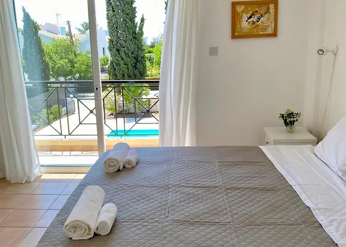 Villa Lorena Protaras