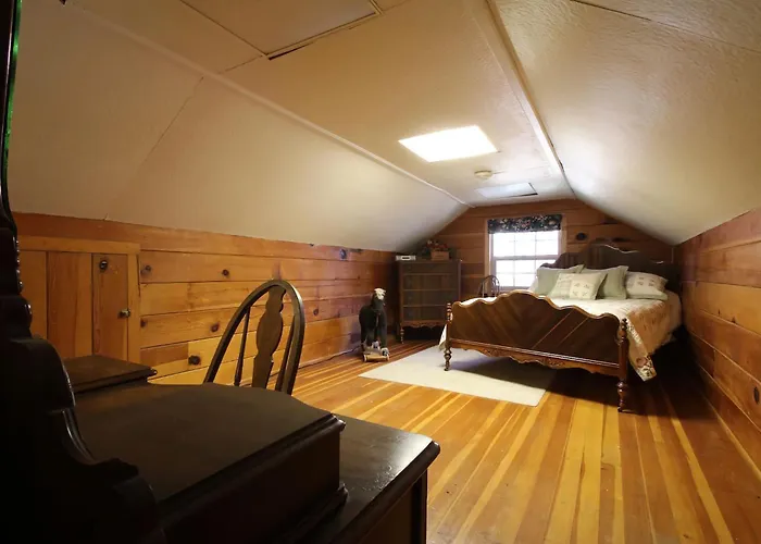 Ahwahnee-Be Vintage Cabin - Walk To Town!