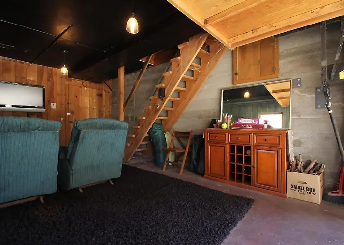 Ahwahnee-Be Vintage Cabin - Walk To Town!