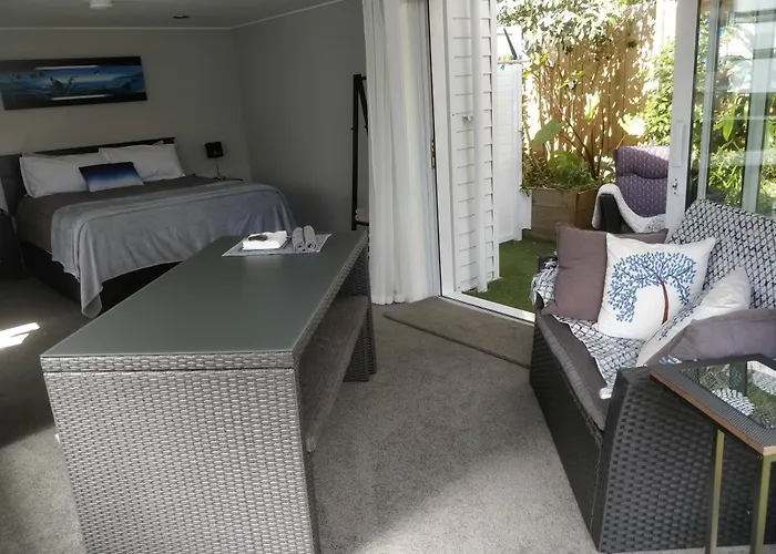 Tranquil Garden Studio
