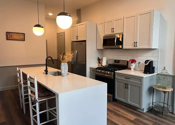 Prime 2Br Condo Historic Morris Ave, Downtown Birmingham