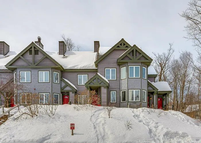 Ski-In Resort Family Condo W/ Deck At Jay Peak!