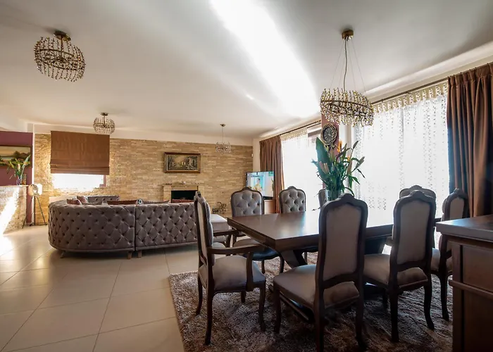 Villa Alexandros - Four Seasons