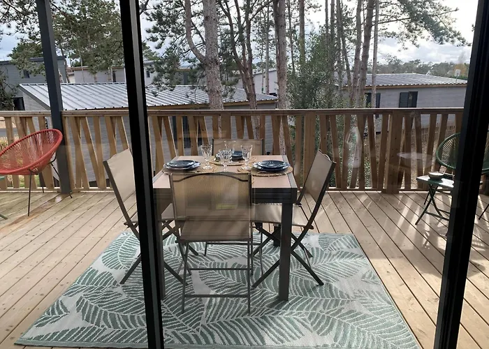 Chalet De Standing Pour 4 Pers., Piscine Couverte Et Chauffee, A Deux Pas De La Plage, Wi-Fi Gratuit