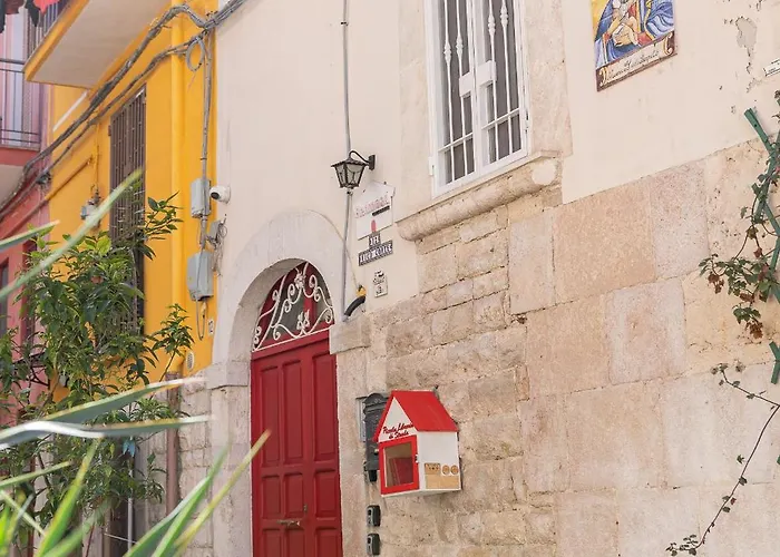 Centro Storico Redmood House A 5 Min Dal Mare, Aria Condizionata, Wi-Fi E Netflix