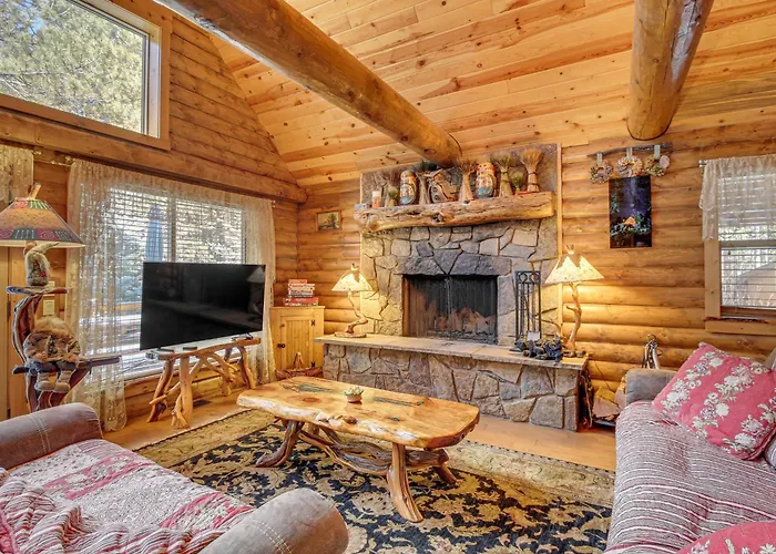 Family-Friendly Cabin W/ Fire Pit In Forest Lakes