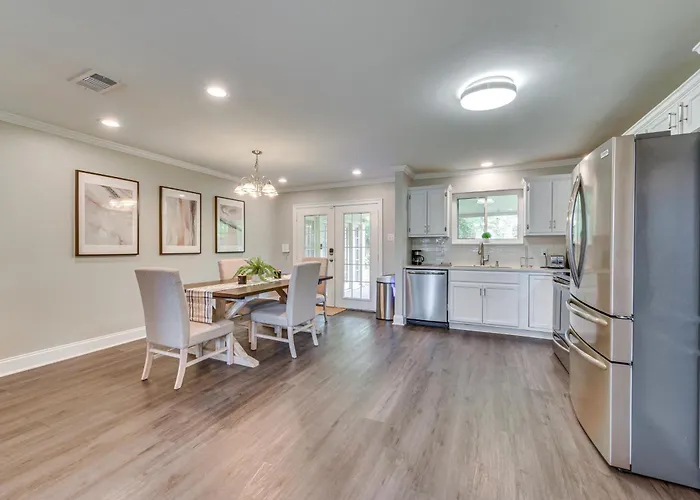 Baton Rouge Home W/ Private Patio: 2 Mi To Lsu!