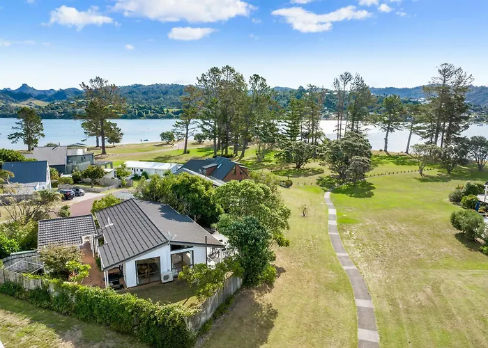 Pauanui Beach House Suntrap