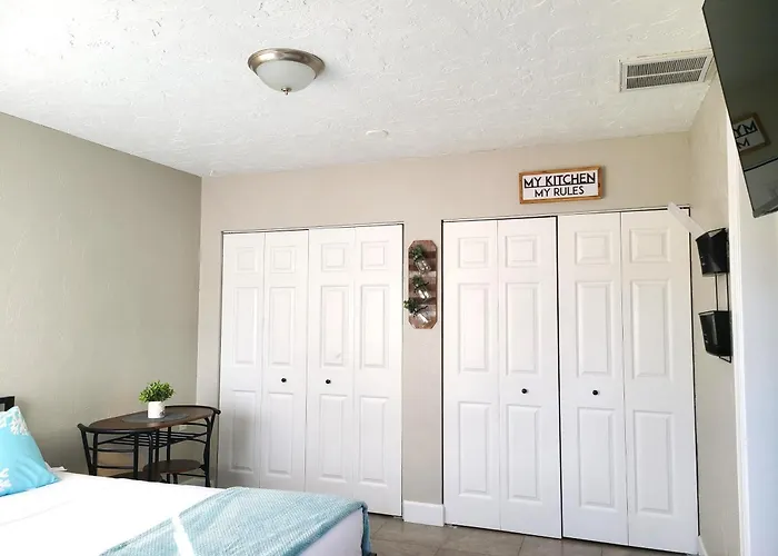 Beautiful University Pines Studio In Sarasota