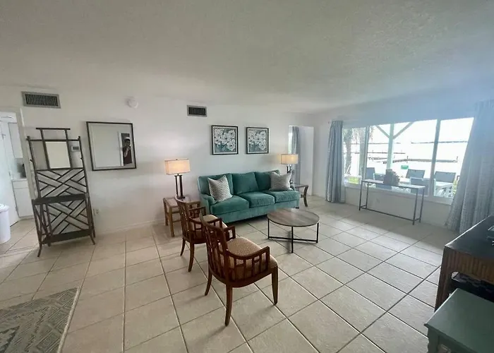 Lakefront Duplex With Pontoon Boat 2 Bedroom Home