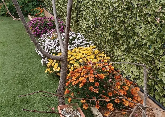Escapada De Ciudad Al Aire Libre Con Jardin Privado, Tranquilo Y Romantico
