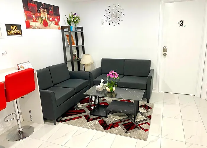 Tonon House- Near Rogers Stadium, Downsview And Pearson Airport