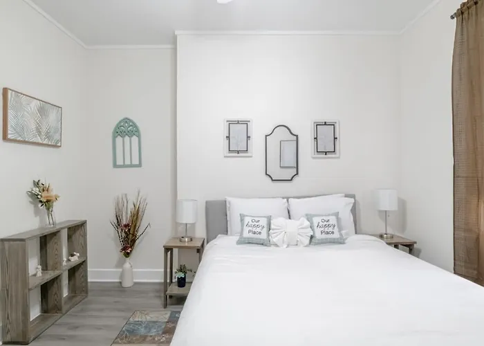 Charming Midtown Apt - Hannon Hideaway Unit B