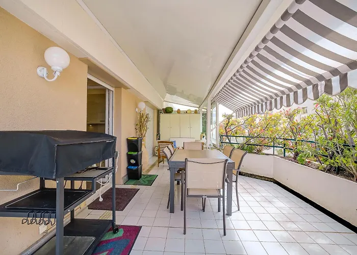Le Cap St-Charles - Spacieux Dernier Etage - Terrasses - Climatisation - Parking