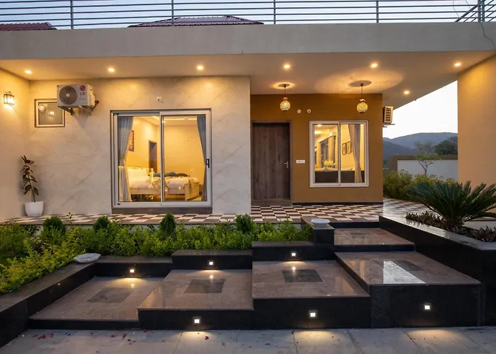 Elivaas Signature 2 Bhk Pet Friendly Villa With Pvt Pool - Heaven In Hill