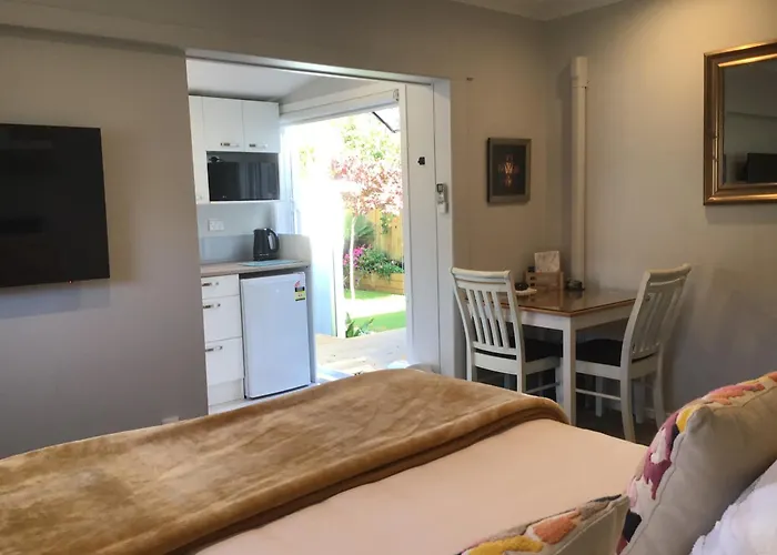Secret Garden Guest Suite