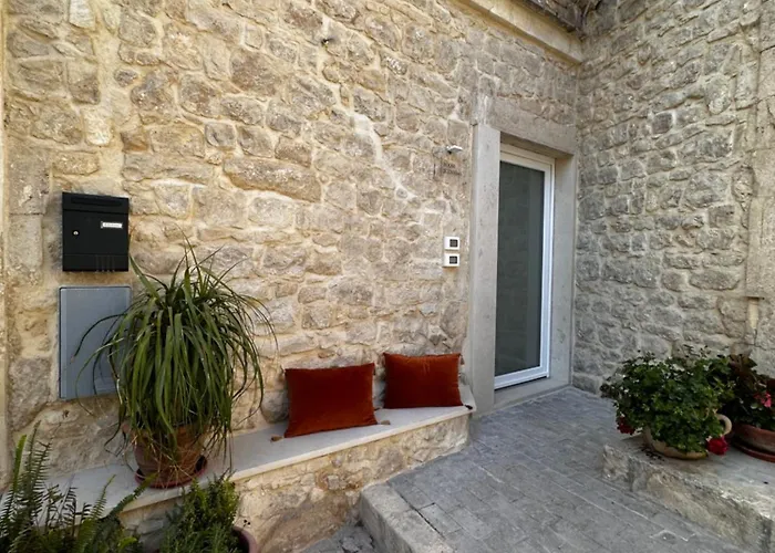 Room2Cento46