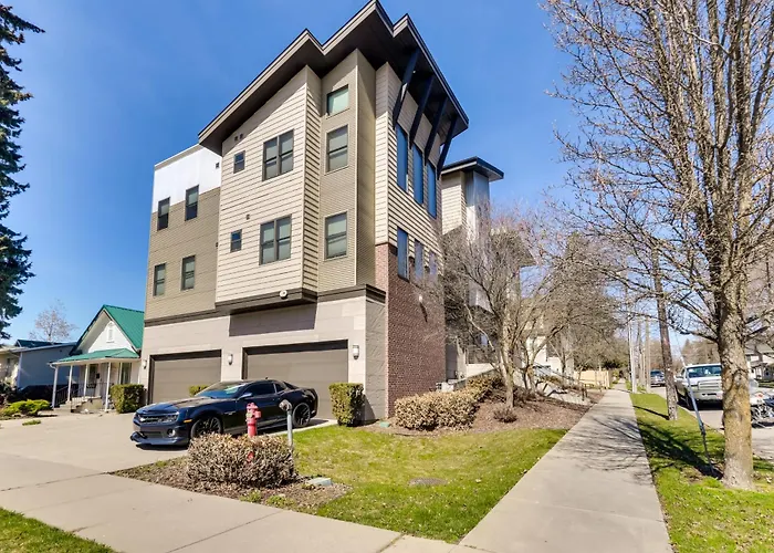 Walk Downtown: Stunning Condo W/ Attached Garage