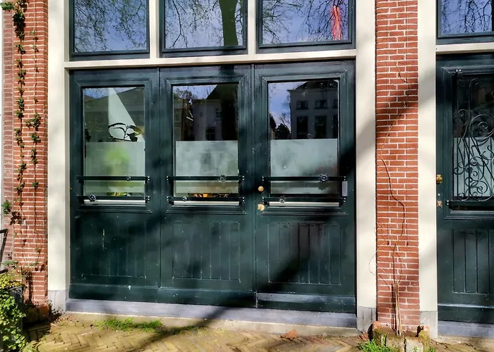 Slapen Aan De Sluis
