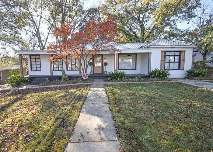 Sweet Home Alabama Sleeps 8
